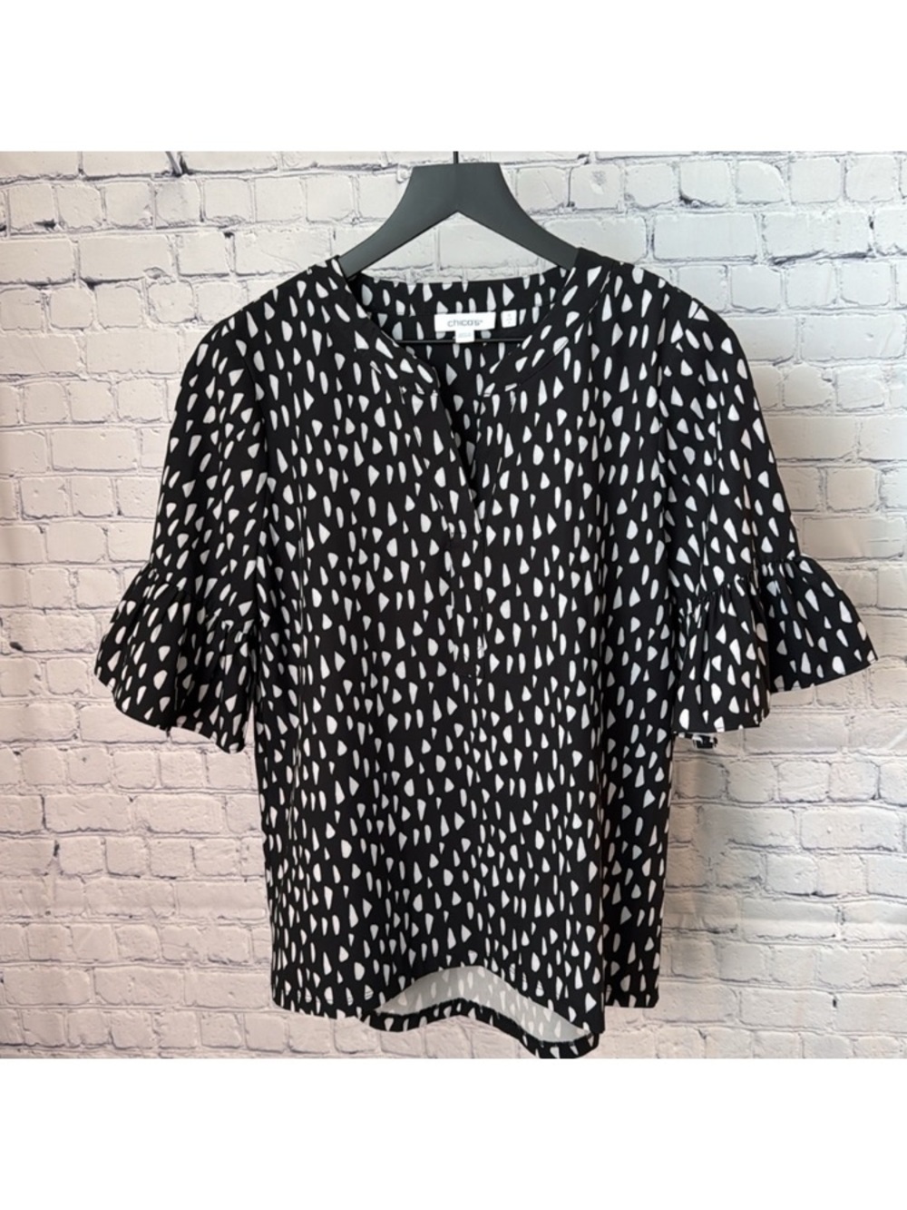 Chico's Black and White Printed Ruffle Sleeve Top